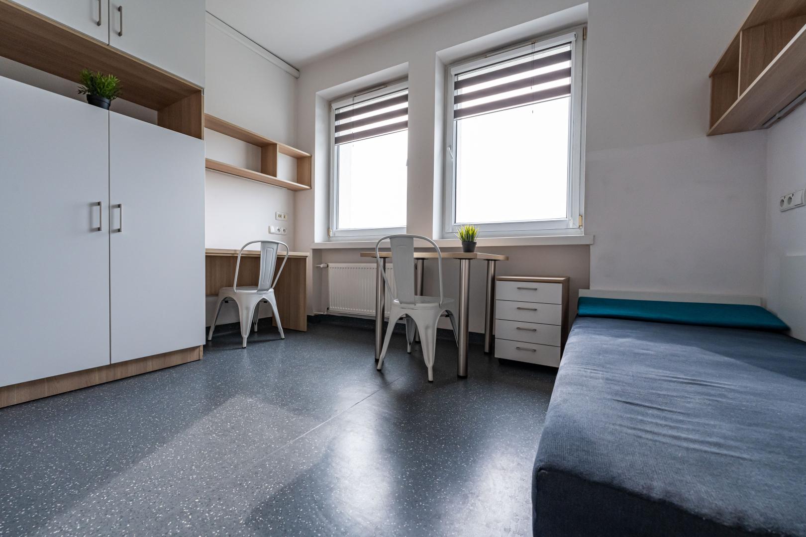 Room1